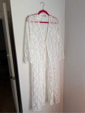 Vtg Fredericks of Hollywood Sheer Lace Peignoir Chemise Coverup Trousseau Robe